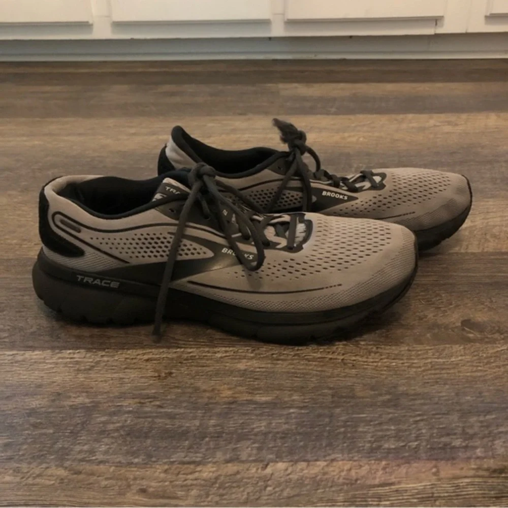 Brooks Trace Road-Running Shoes - Men's Size 12
